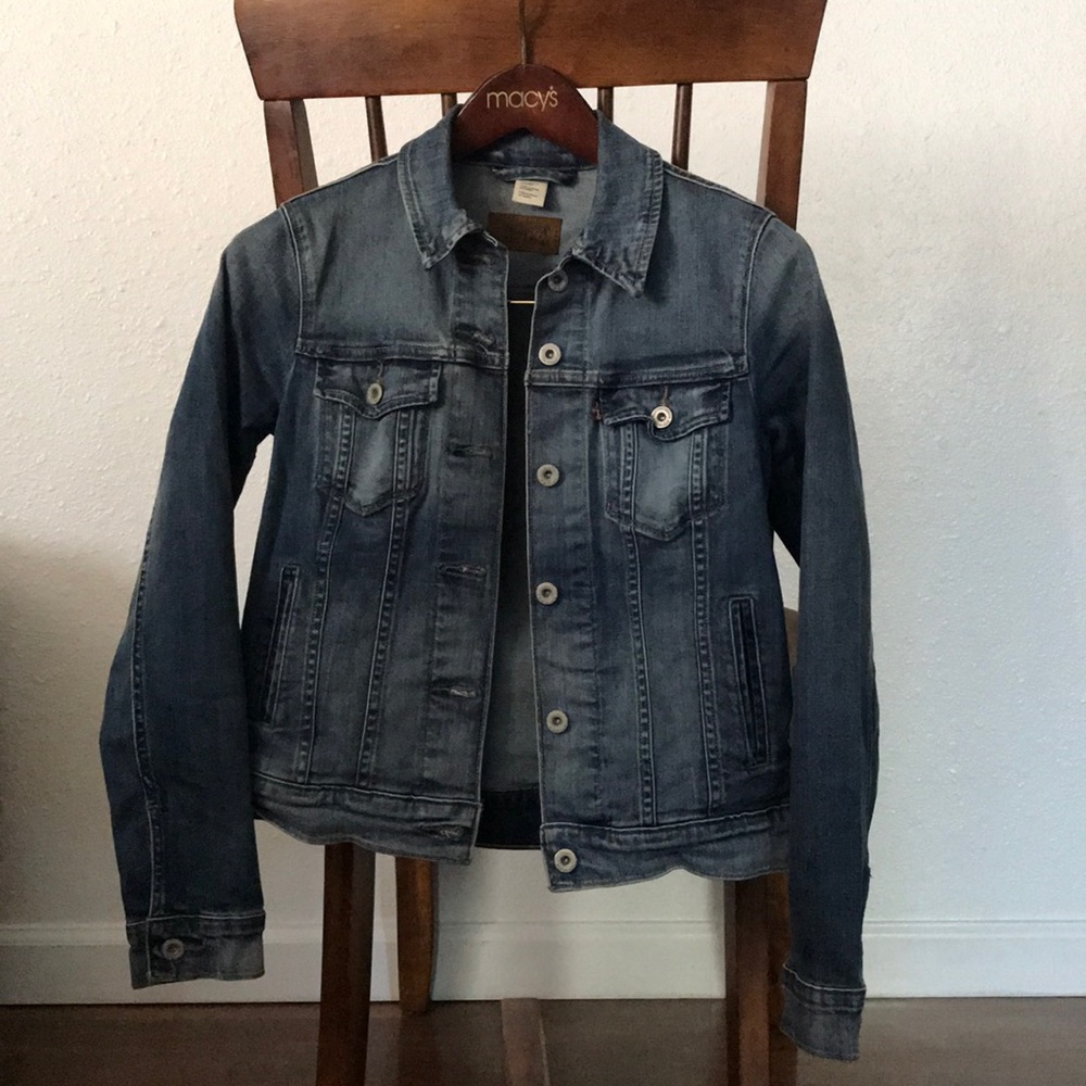 Levi Denim Jacket - Jean Jacket - Trucker Jacket